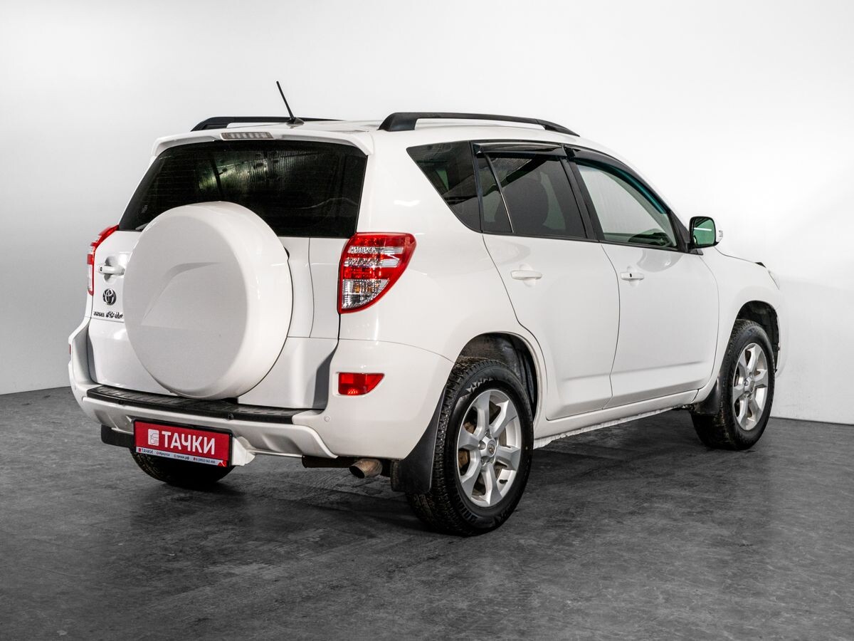 Toyota RAV4 2011 - фото автомобиля