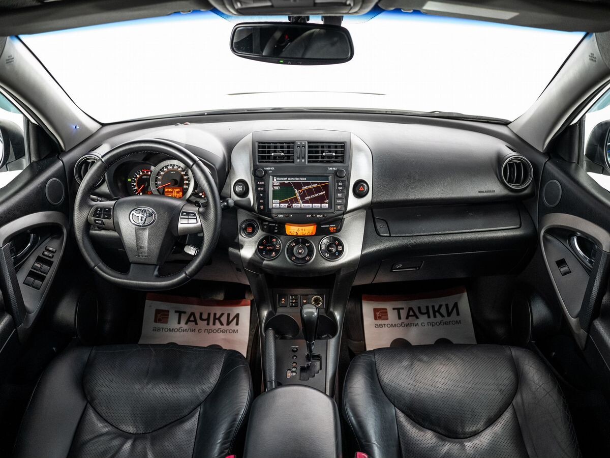 Toyota RAV4 2011 - фото автомобиля