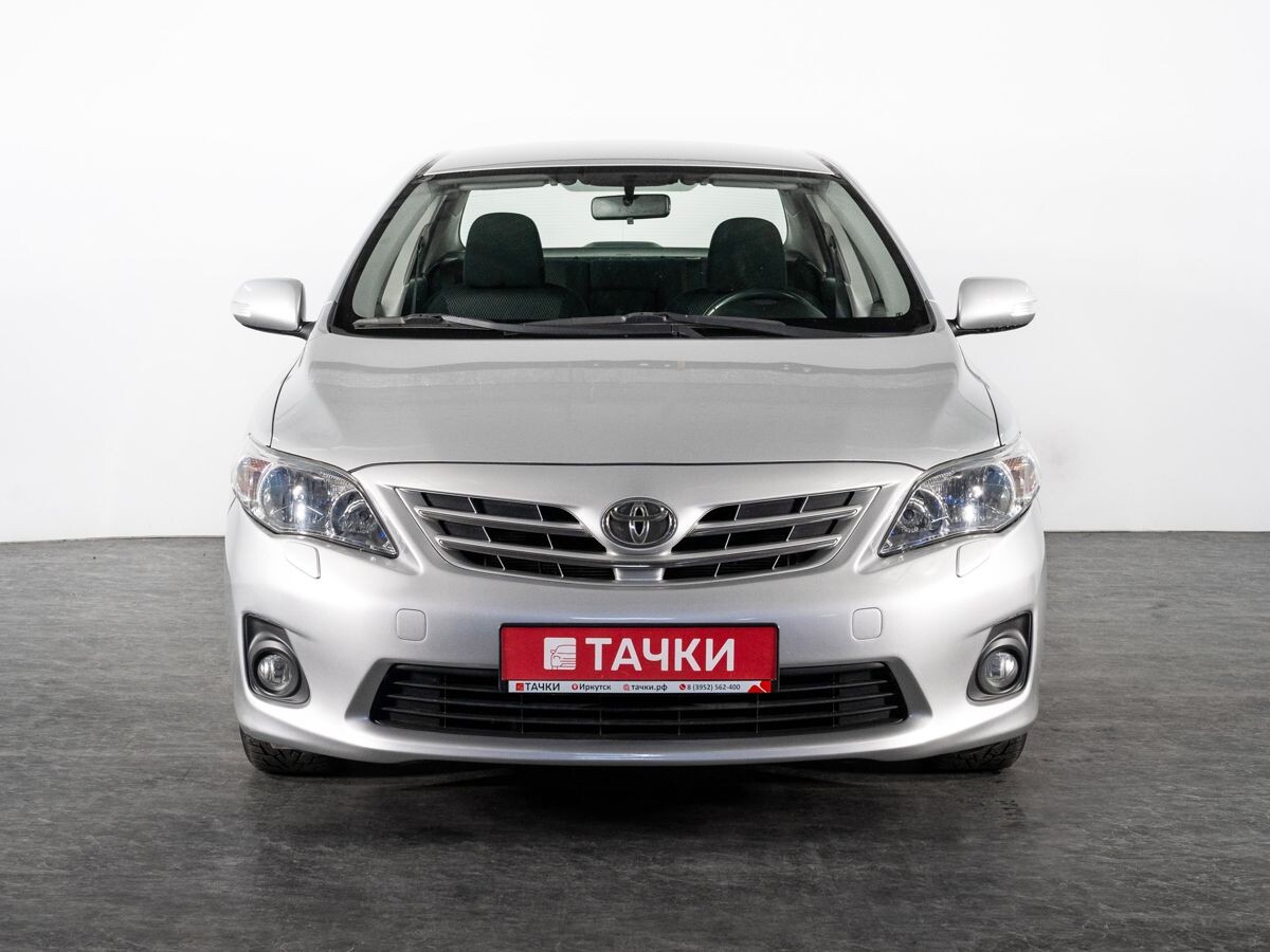 Toyota Corolla 2011 - фото автомобиля
