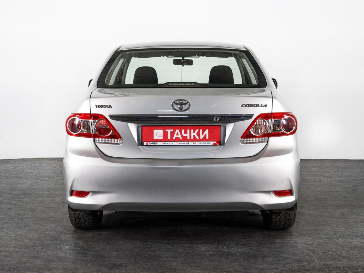 Toyota Corolla 2011 - фото автомобиля