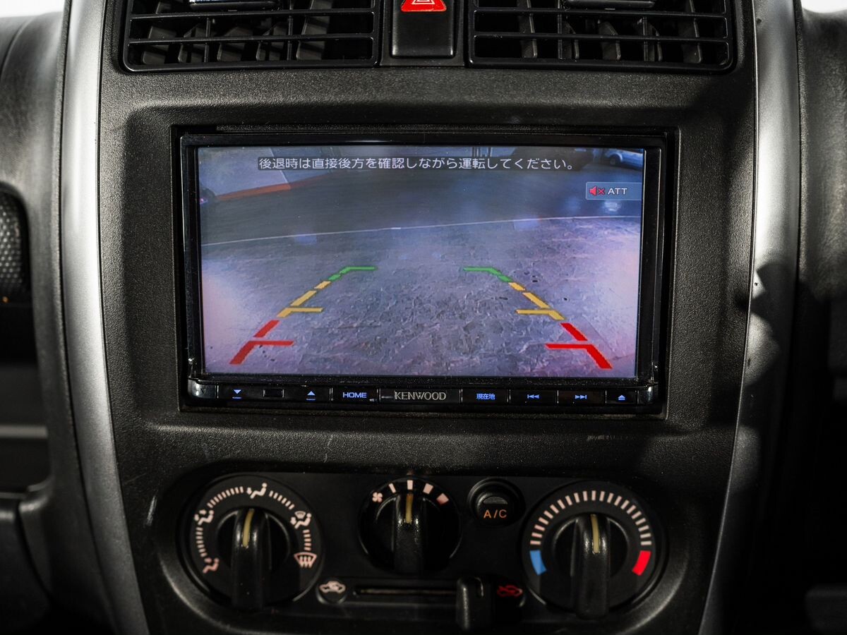 Suzuki Jimny 2013 - фото автомобиля