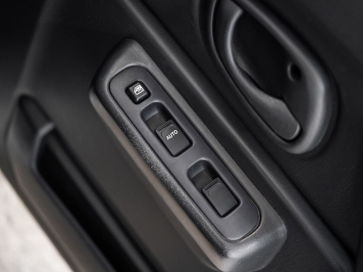 Suzuki Jimny 2013 - фото автомобиля