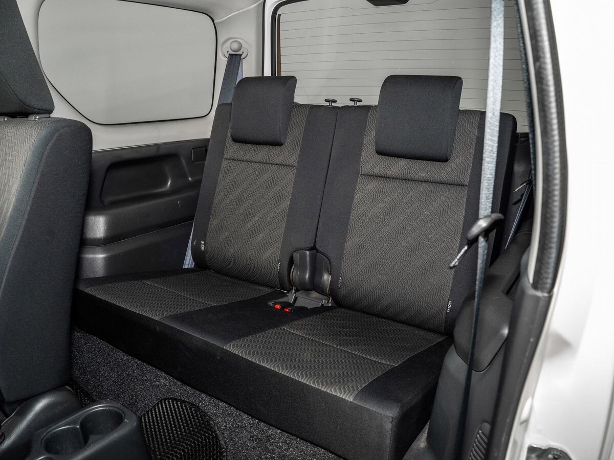 Suzuki Jimny 2013 - фото автомобиля