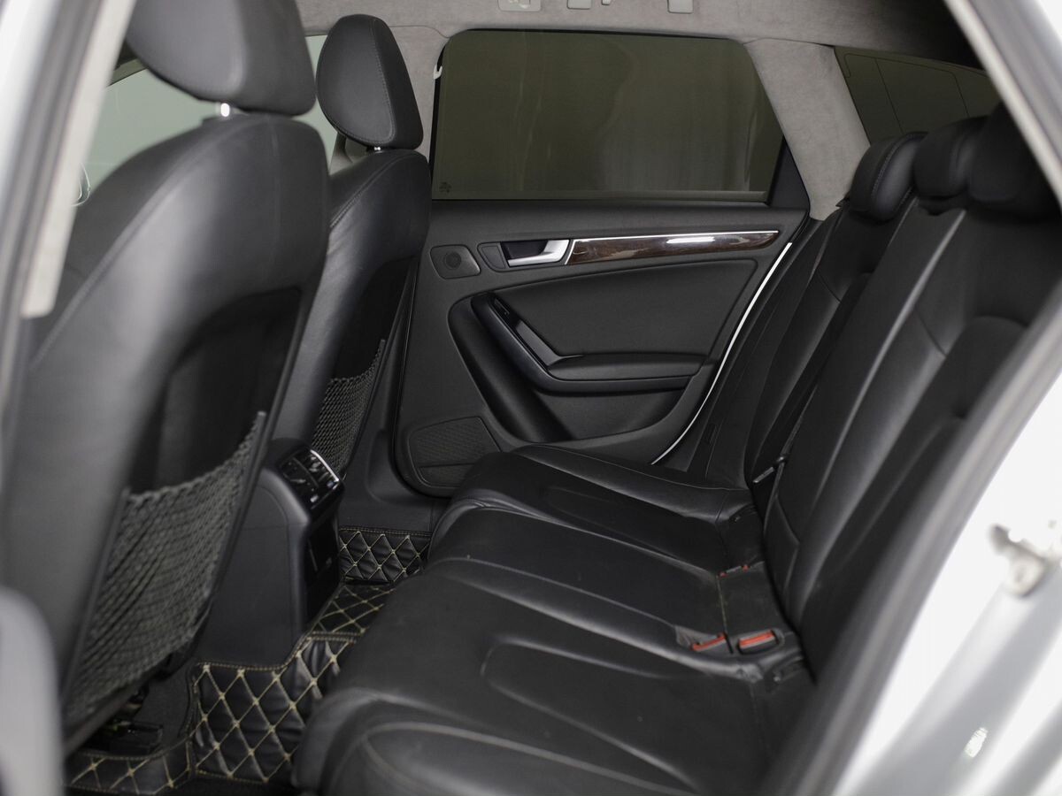 Audi A4 2009 - фото автомобиля