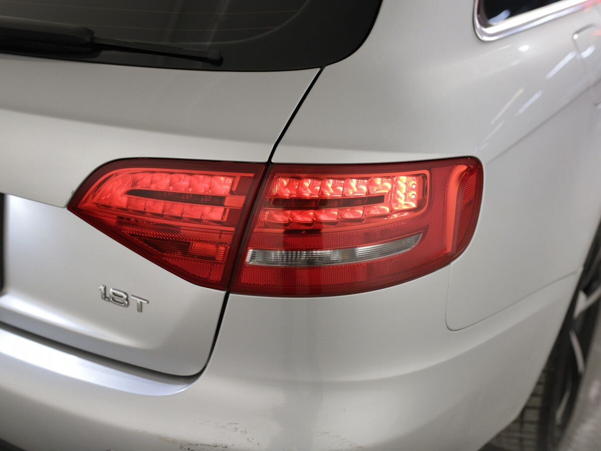 Audi A4 2009 - фото автомобиля