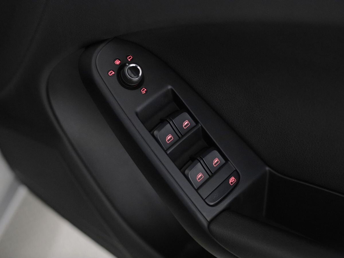 Audi A4 2009 - фото автомобиля