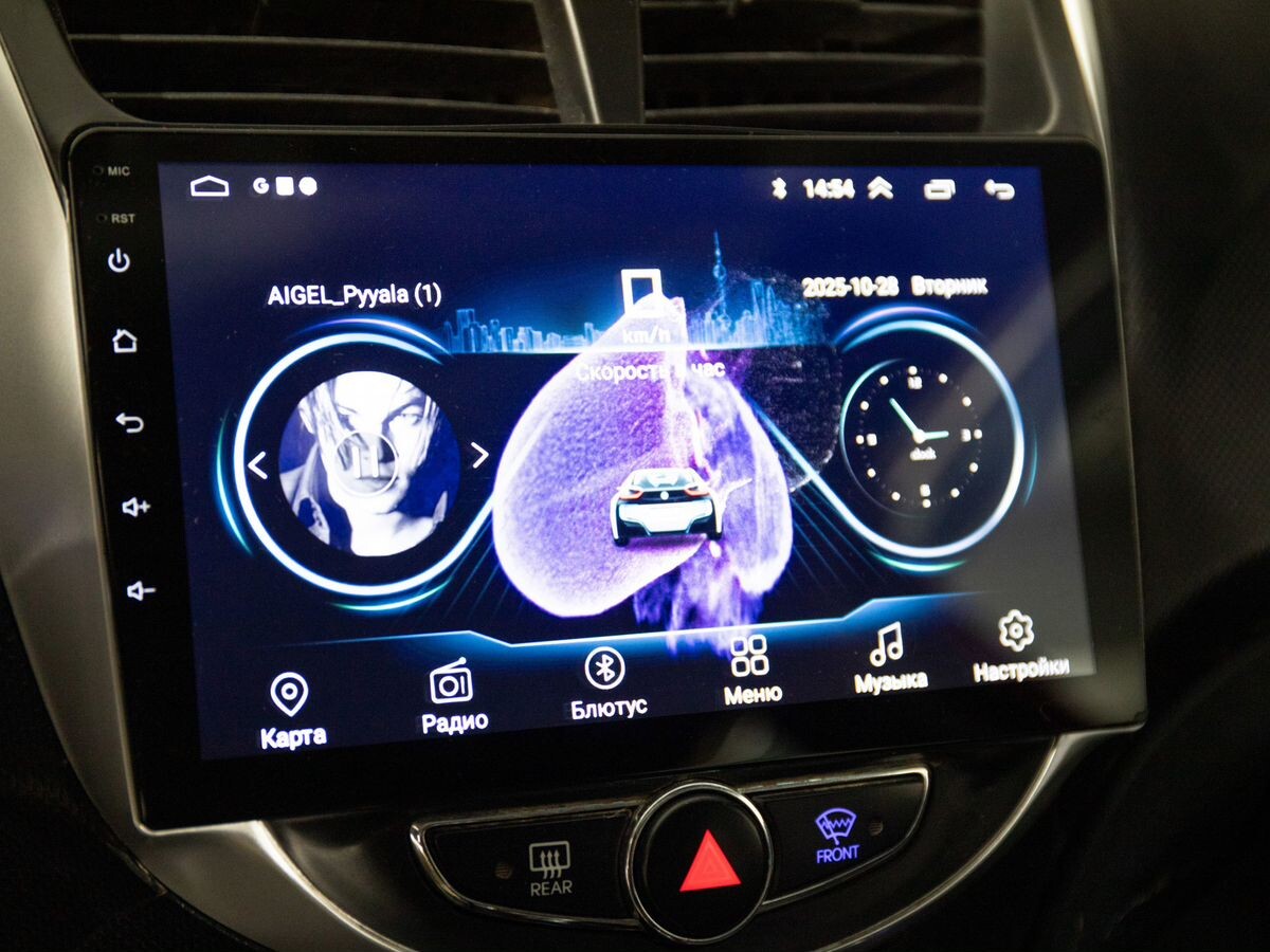 Hyundai Solaris 2012 - фото автомобиля