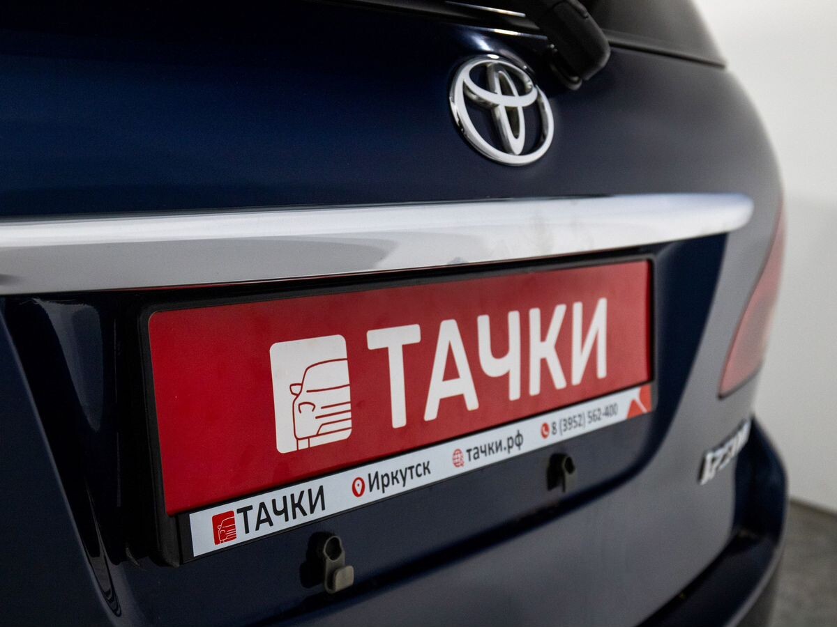 Toyota Ipsum 2002 - фото автомобиля