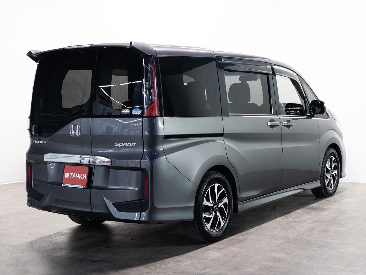 Honda Stepwgn 2017 - фото автомобиля