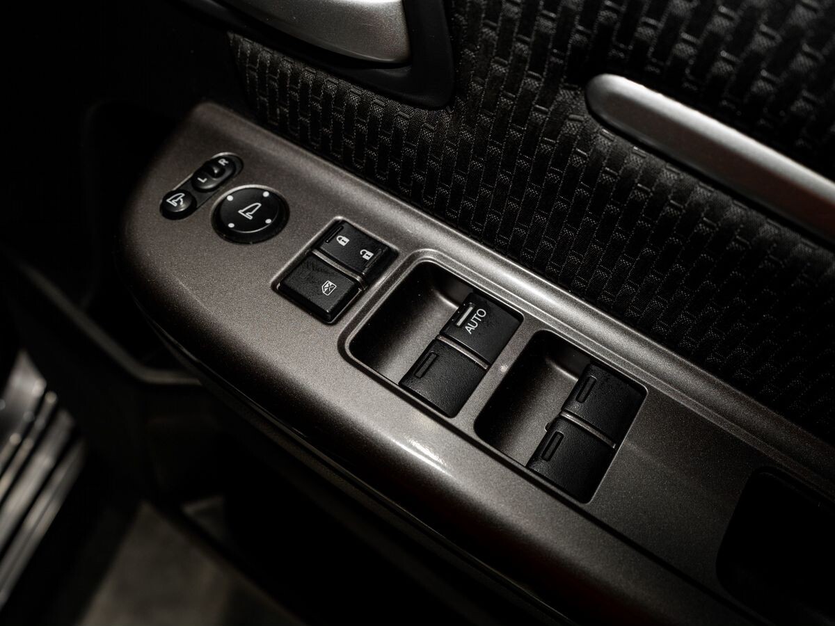 Honda Stepwgn 2017 - фото автомобиля