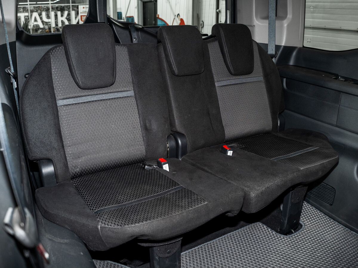 Honda Stepwgn 2017 - фото автомобиля