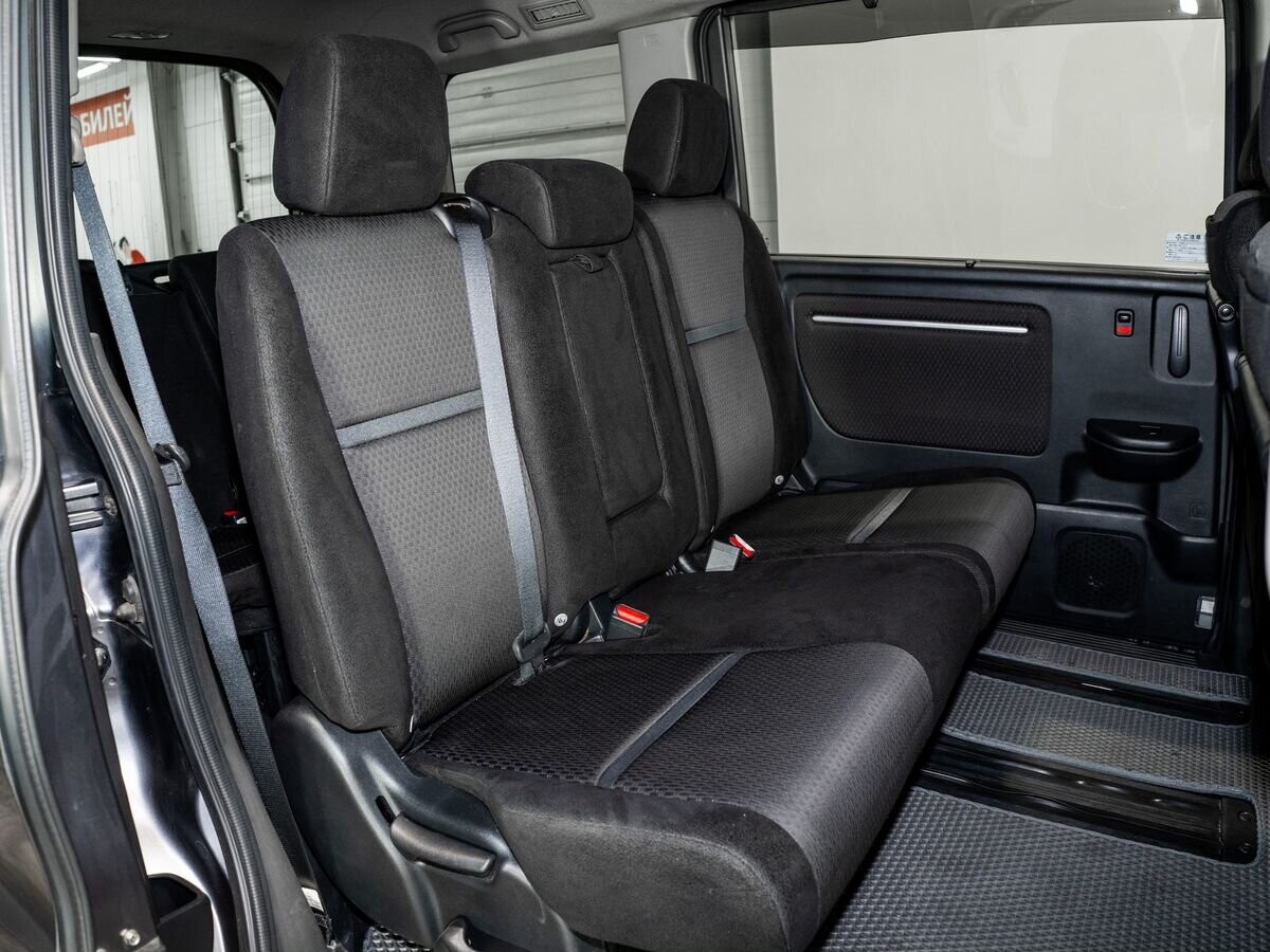 Honda Stepwgn 2017 - фото автомобиля