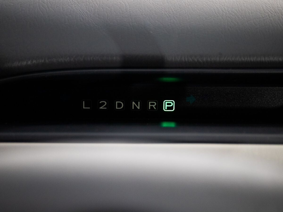 Toyota Nadia 1998 - фото автомобиля