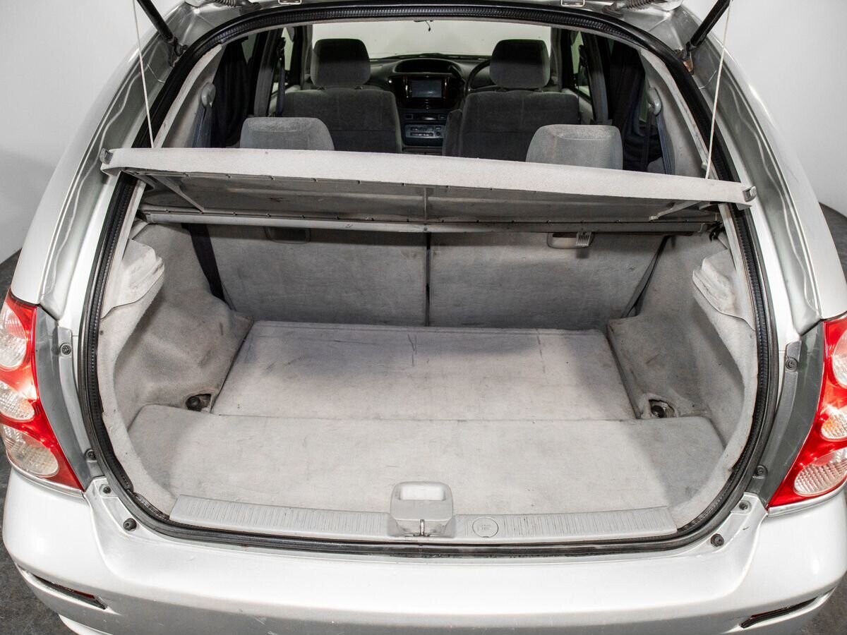 Toyota Nadia 1998 - фото автомобиля