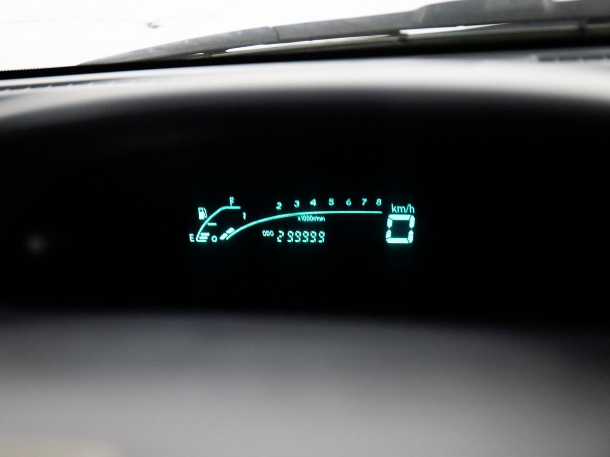 Toyota Nadia 1998 - фото автомобиля