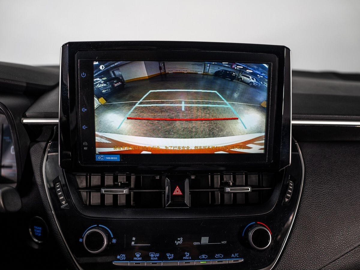 Toyota Corolla 2021 - фото автомобиля