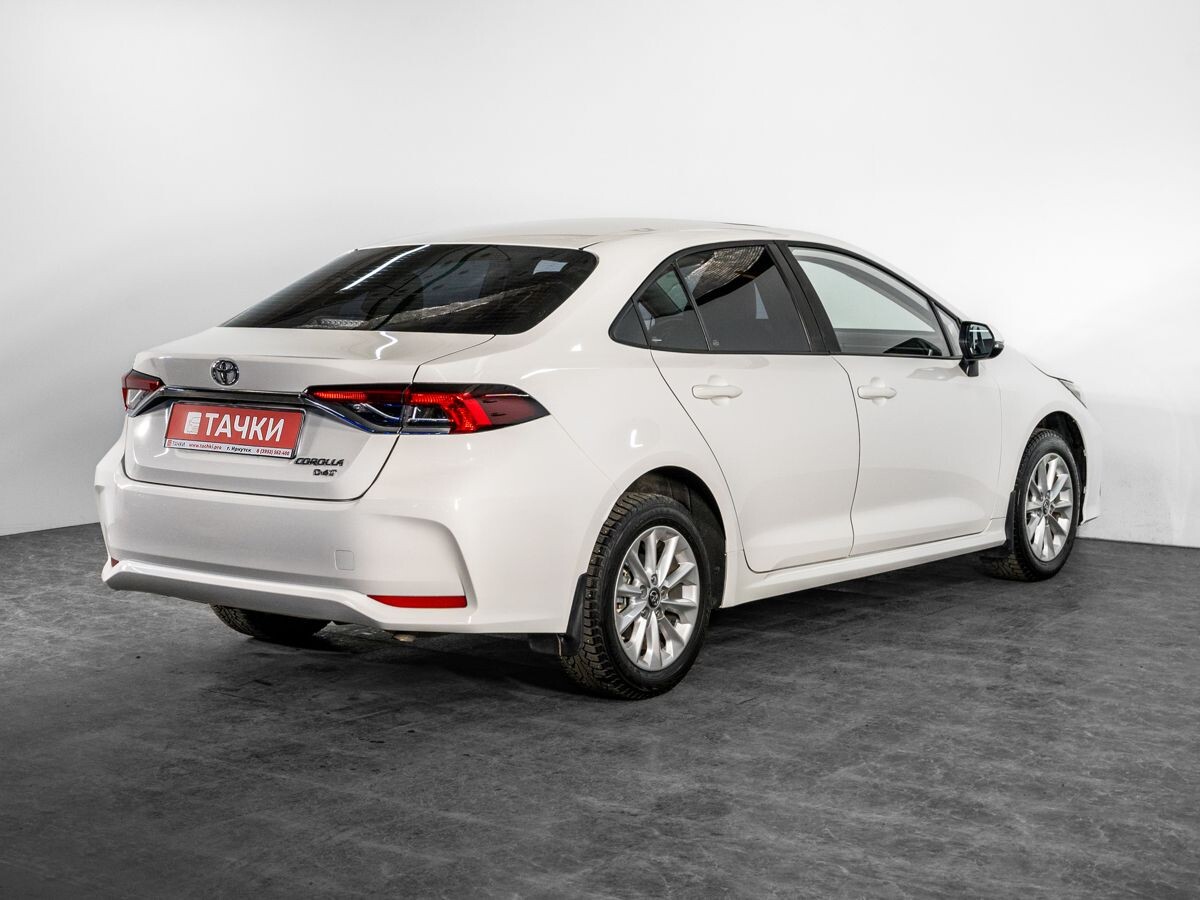 Toyota Corolla 2021 - фото автомобиля