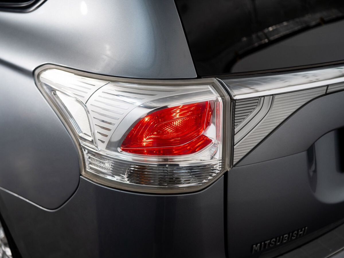 Mitsubishi Outlander 2012 - фото автомобиля