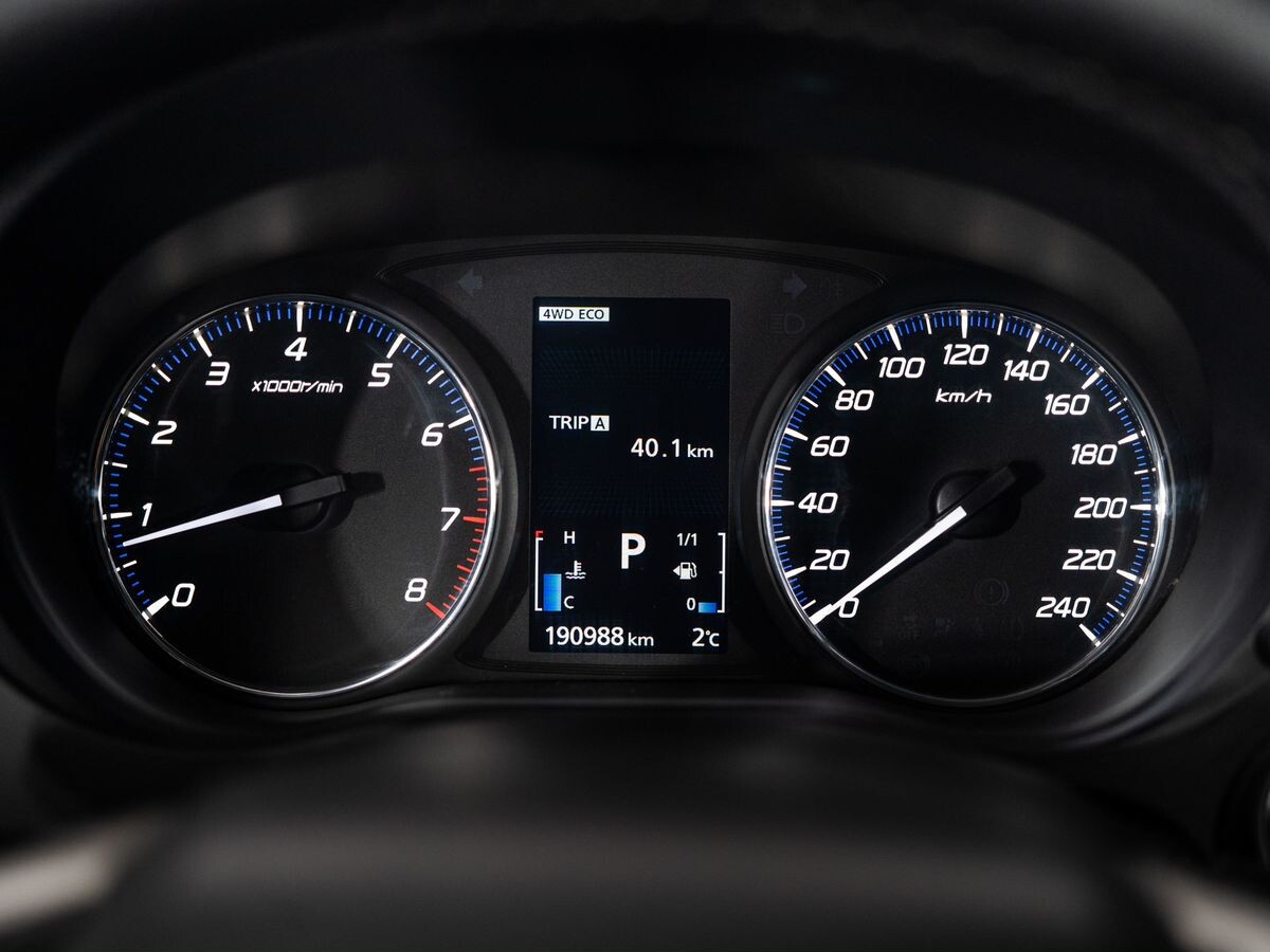 Mitsubishi Outlander 2012 - фото автомобиля