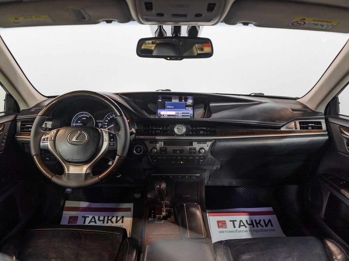 Lexus ES 2015 - фото автомобиля