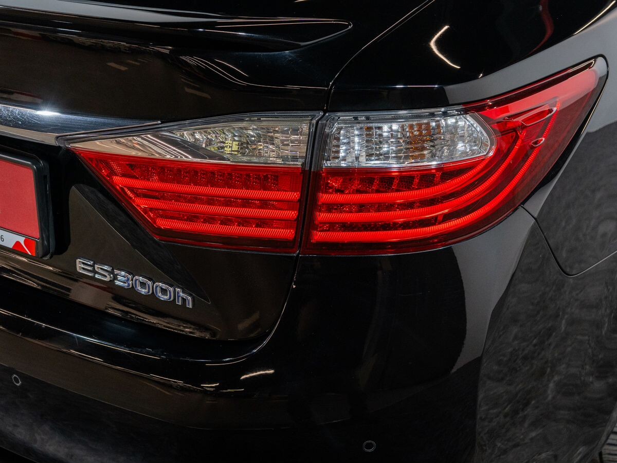 Lexus ES 2015 - фото автомобиля