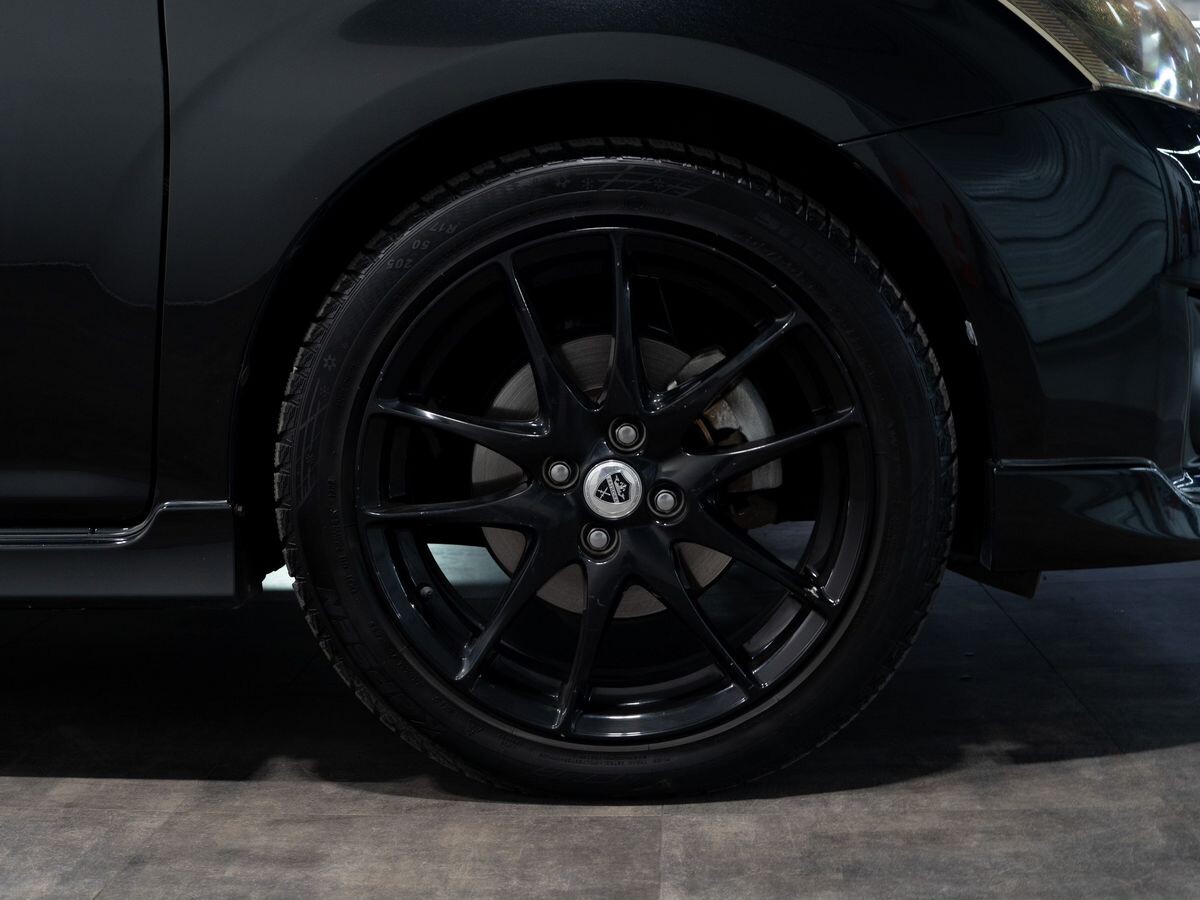 Toyota Corolla 2013 - фото автомобиля