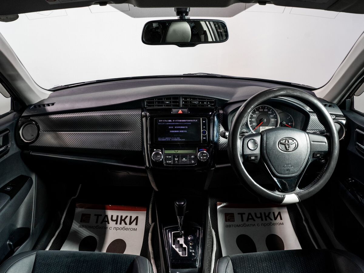 Toyota Corolla 2013 - фото автомобиля