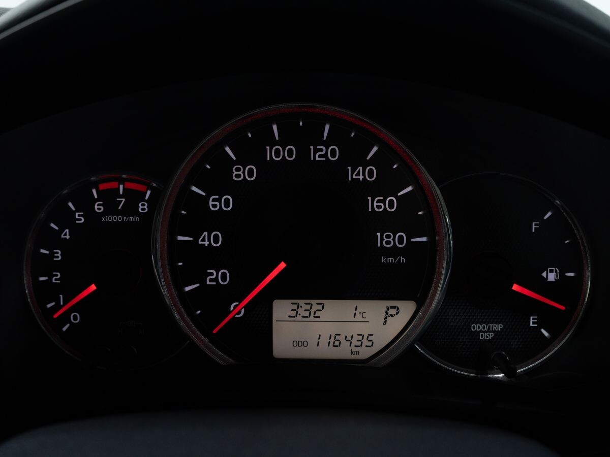 Toyota Corolla 2013 - фото автомобиля