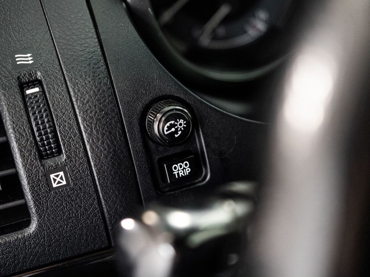 Toyota Land Cruiser Prado 2013 - фото автомобиля