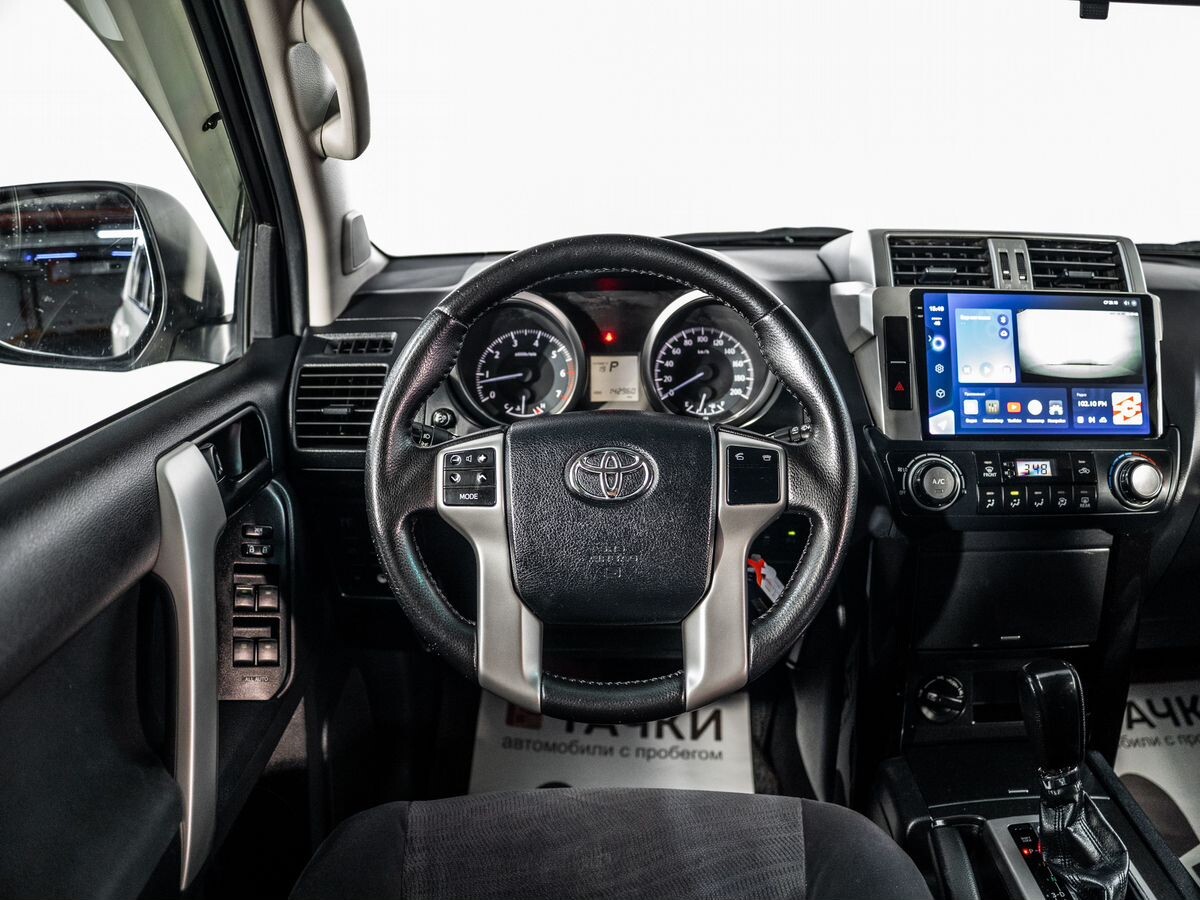 Toyota Land Cruiser Prado 2013 - фото автомобиля