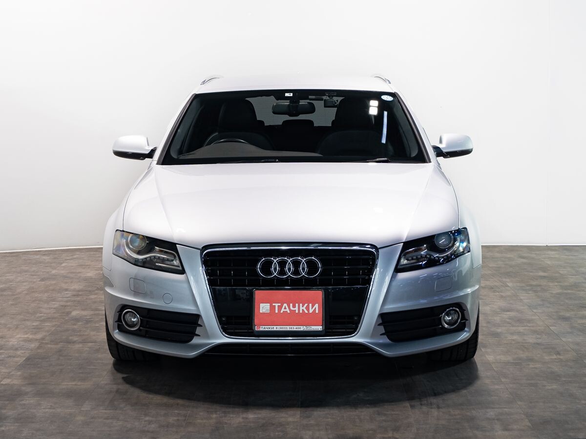 Audi A4 2011 - фото автомобиля