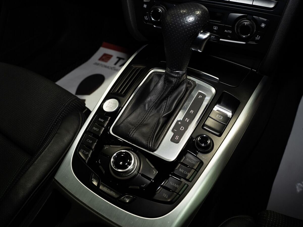 Audi A4 2011 - фото автомобиля