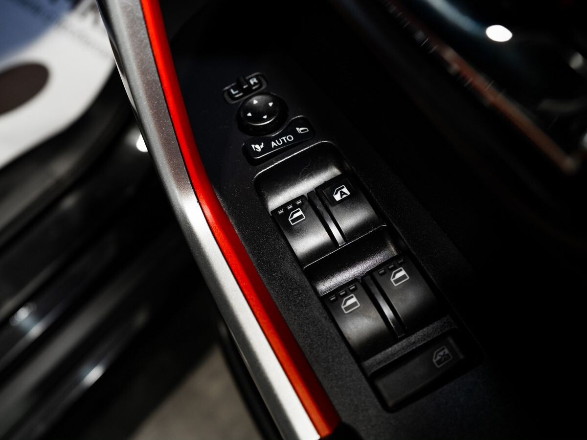 Toyota Raize 2019 - фото автомобиля