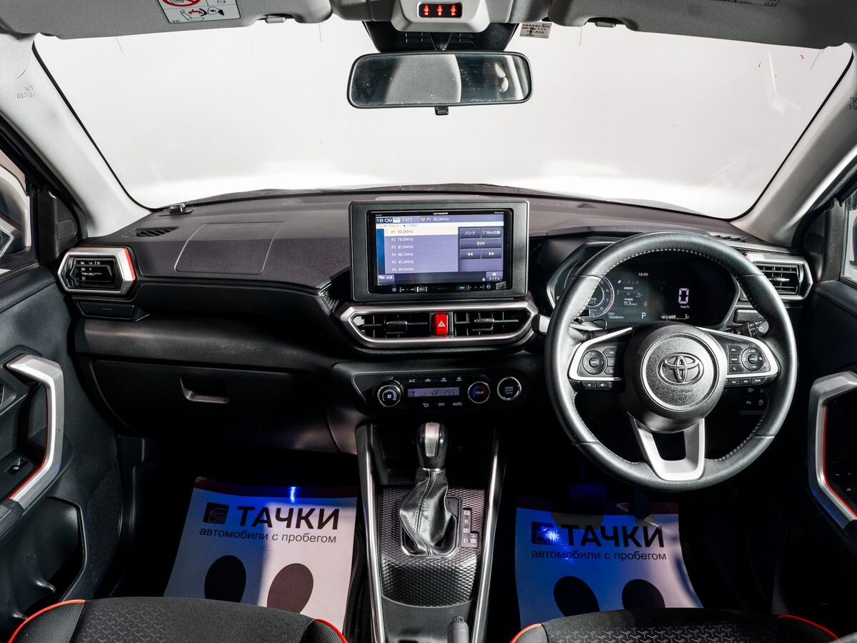 Toyota Raize 2019 - фото автомобиля