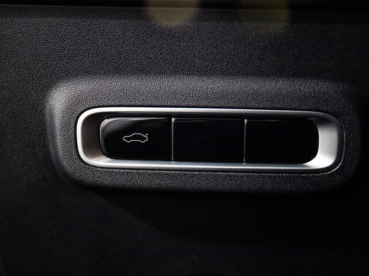 Omoda C5 2022 - фото автомобиля