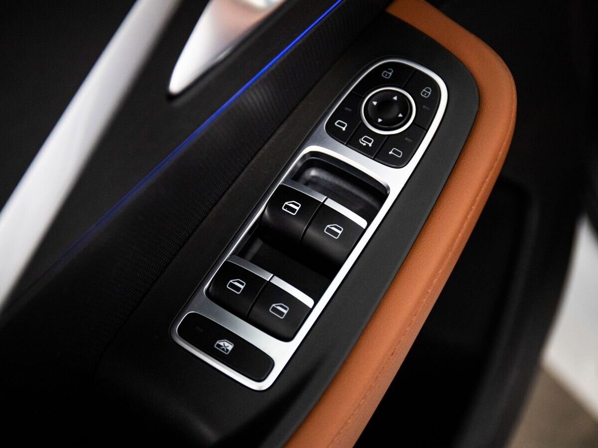 Omoda C5 2022 - фото автомобиля