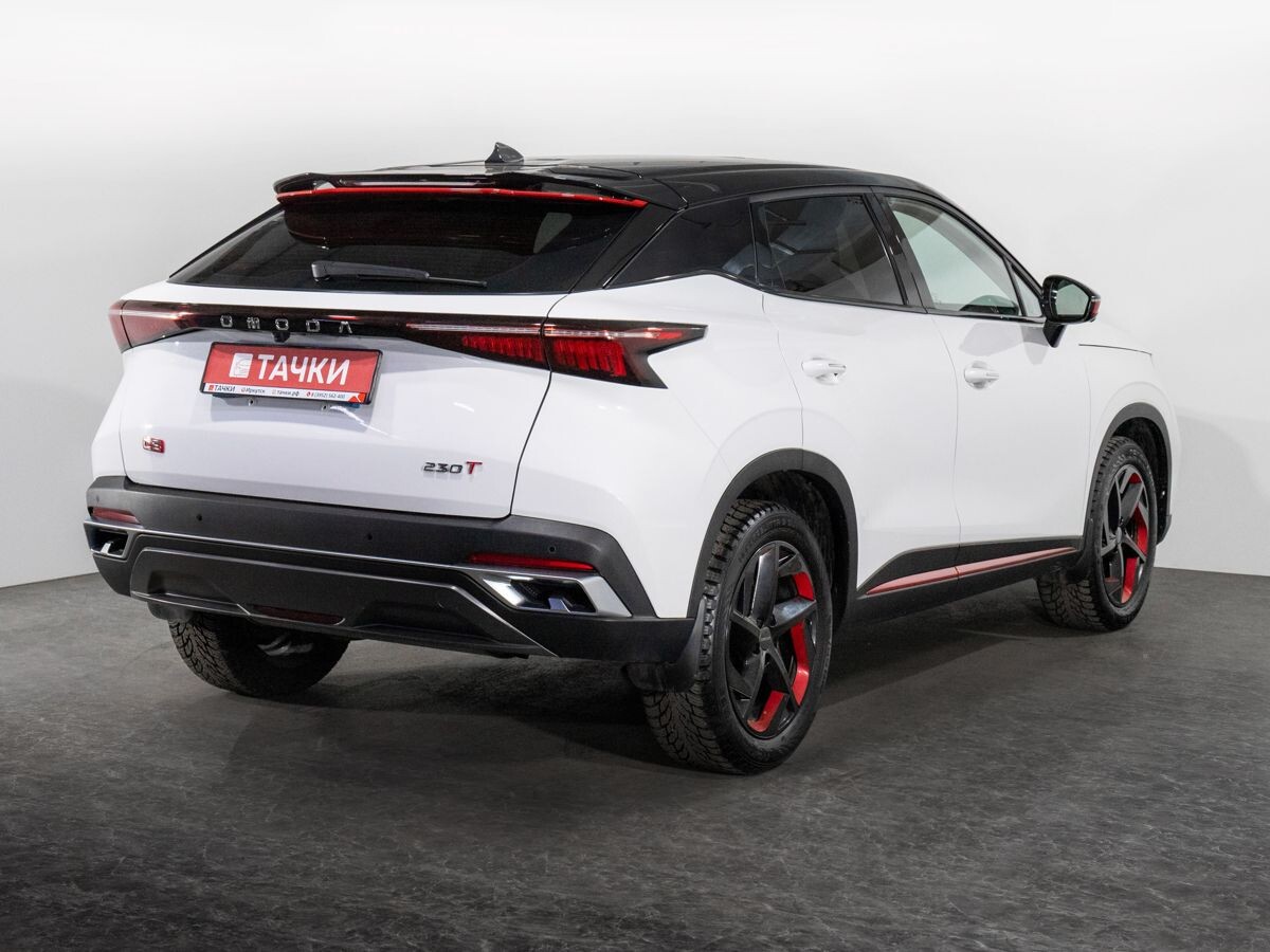 Omoda C5 2022 - фото автомобиля