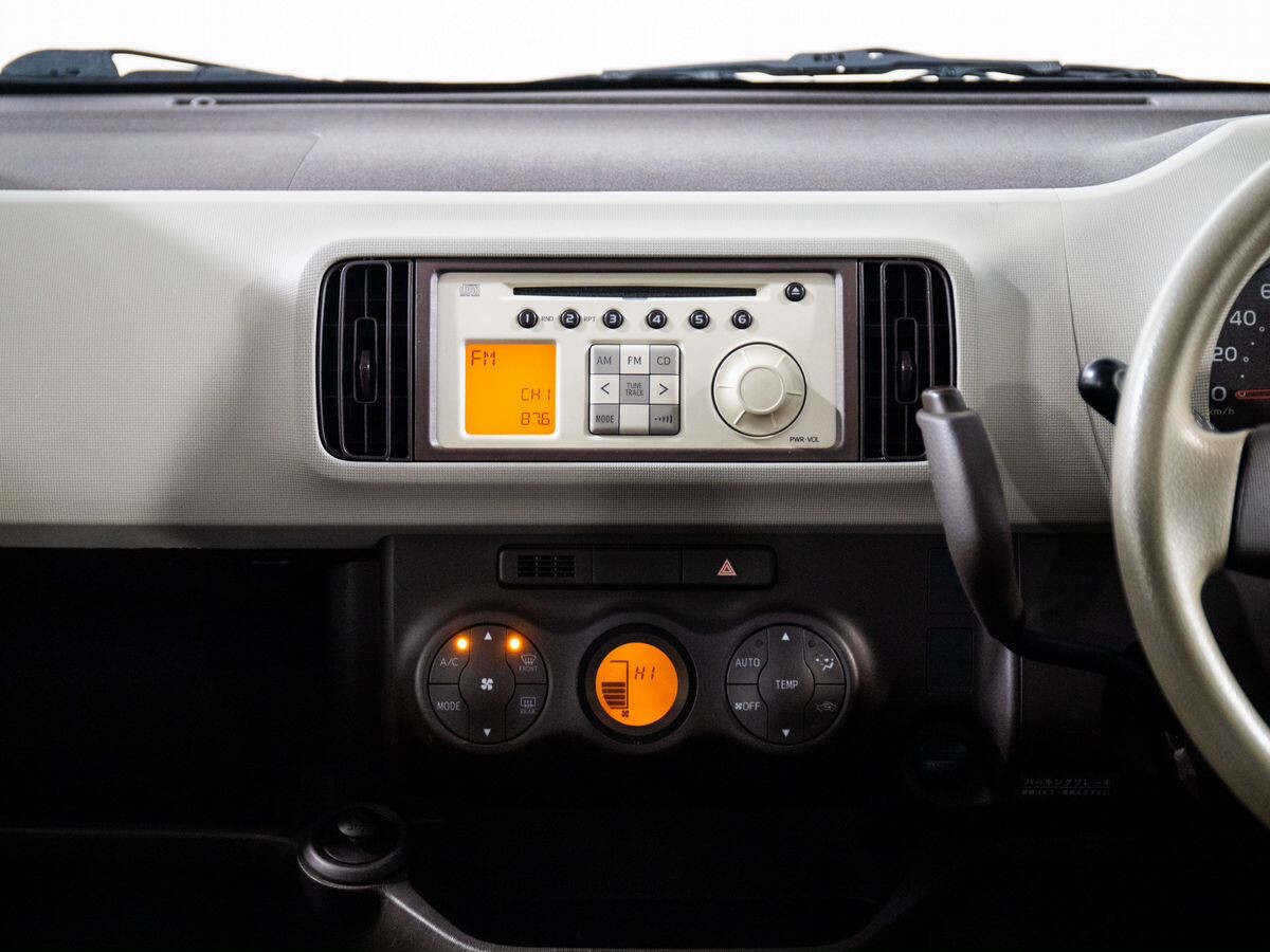 Toyota Passo 2013 - фото автомобиля