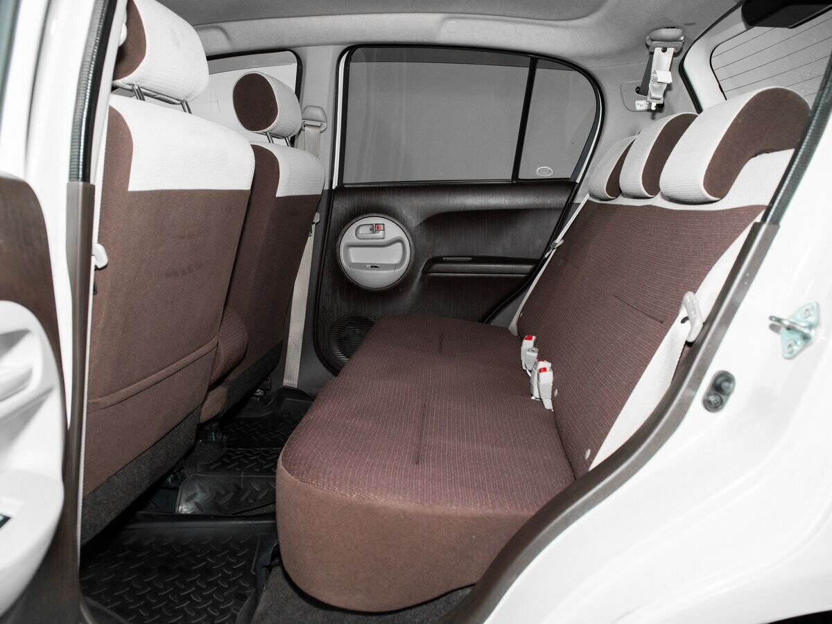 Toyota Passo 2013 - фото автомобиля