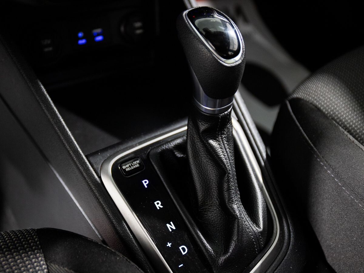 Hyundai Solaris 2017 - фото автомобиля