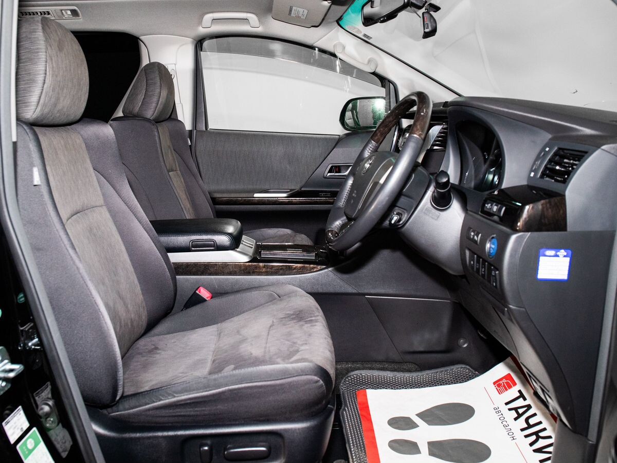 Toyota Vellfire 2014 - фото автомобиля