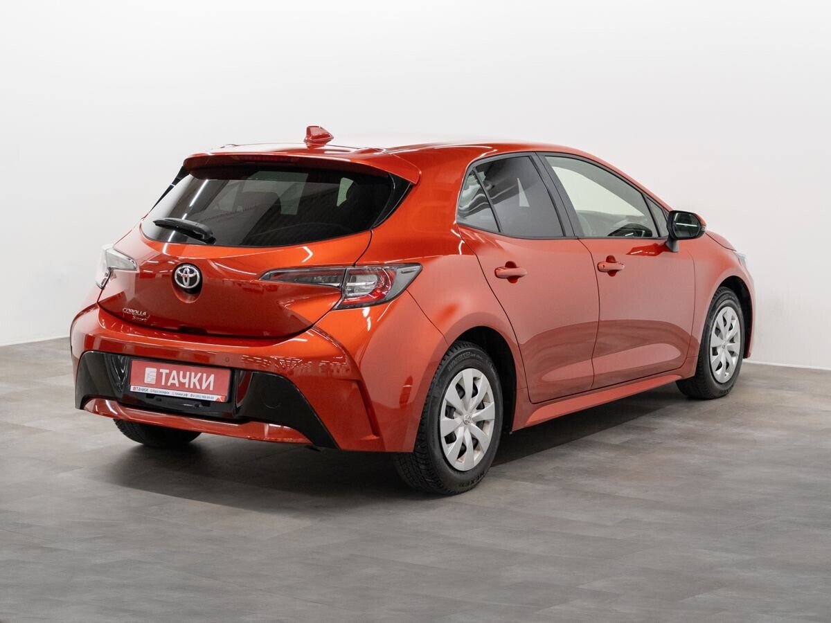 Toyota Corolla 2019 - фото автомобиля