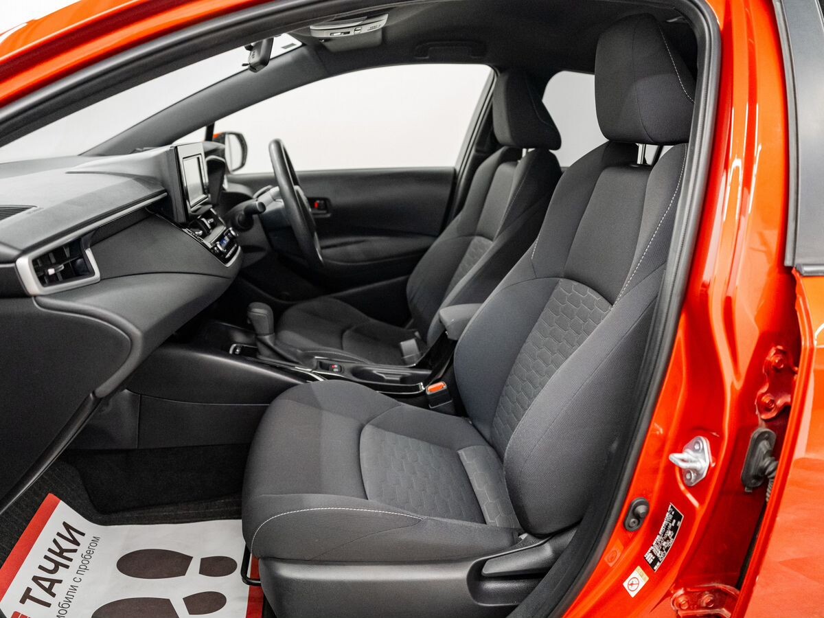 Toyota Corolla 2019 - фото автомобиля