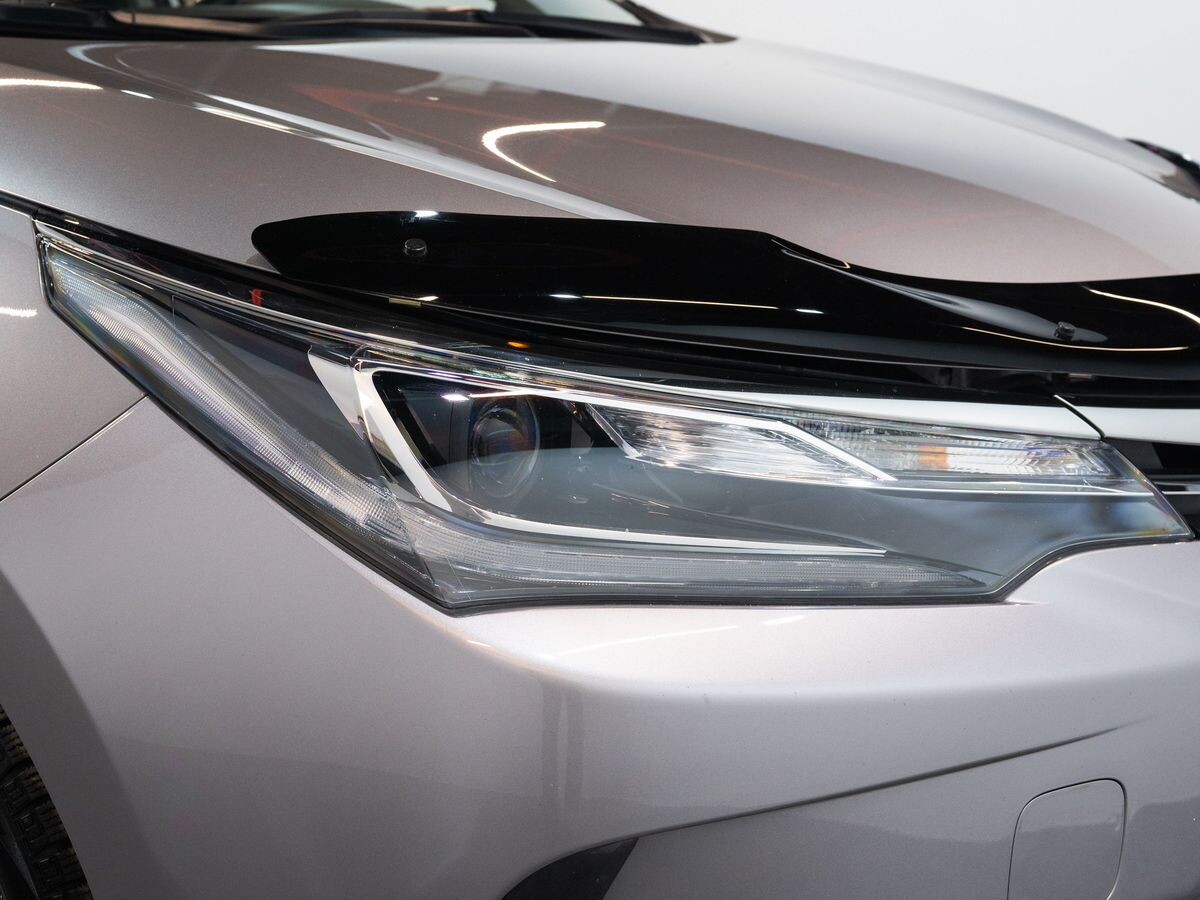 Toyota Corolla 2018 - фото автомобиля