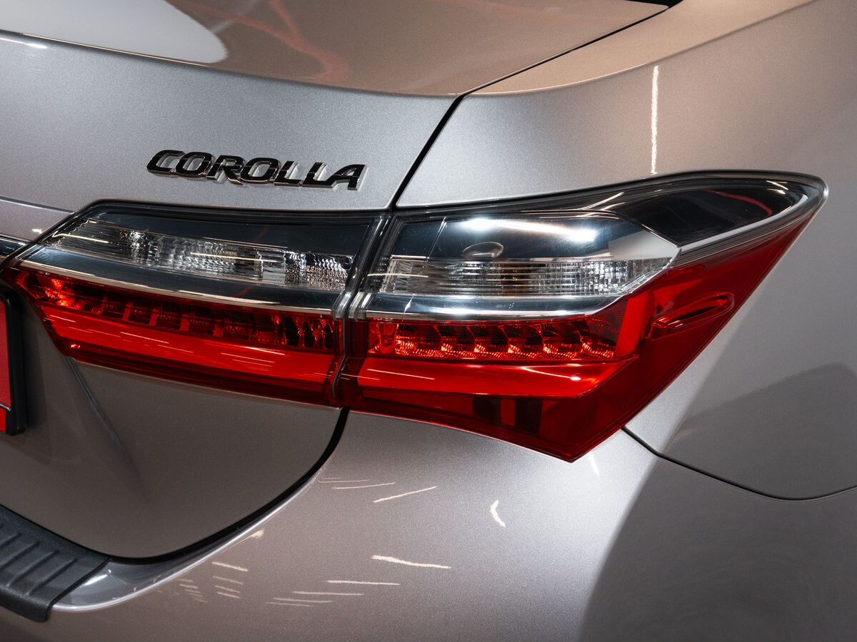 Toyota Corolla 2018 - фото автомобиля