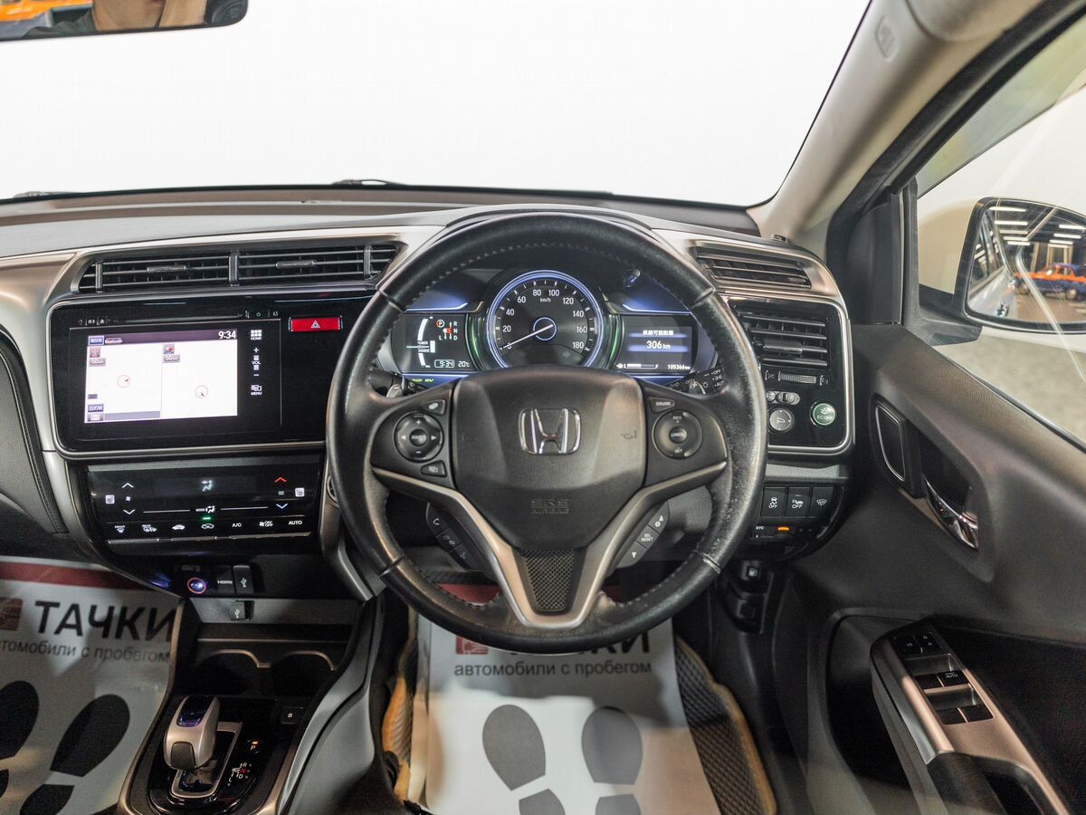 Honda Grace 2014 - фото автомобиля
