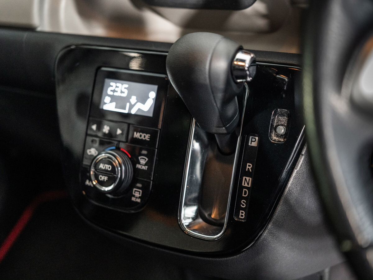 Daihatsu Boon 2018 - фото автомобиля