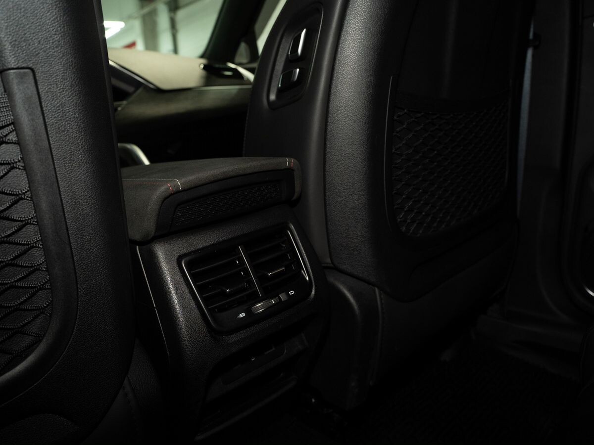 Geely Tugella 2023 - фото автомобиля