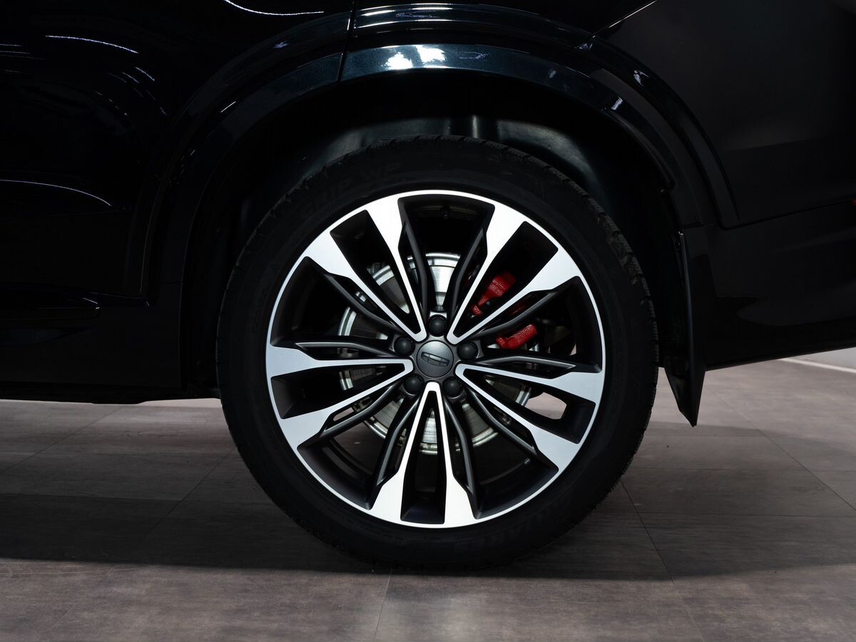 Geely Tugella 2023 - фото автомобиля