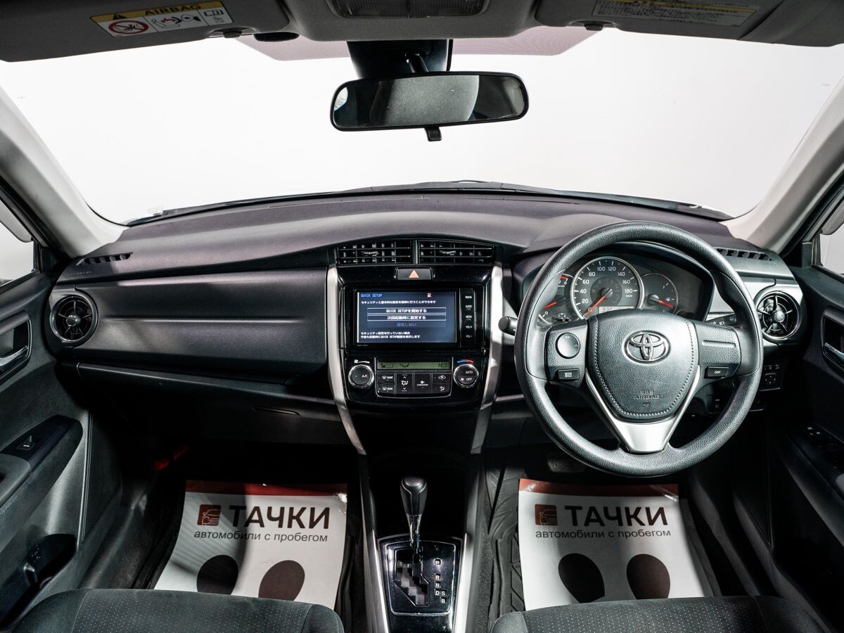 Toyota Corolla 2016 - фото автомобиля